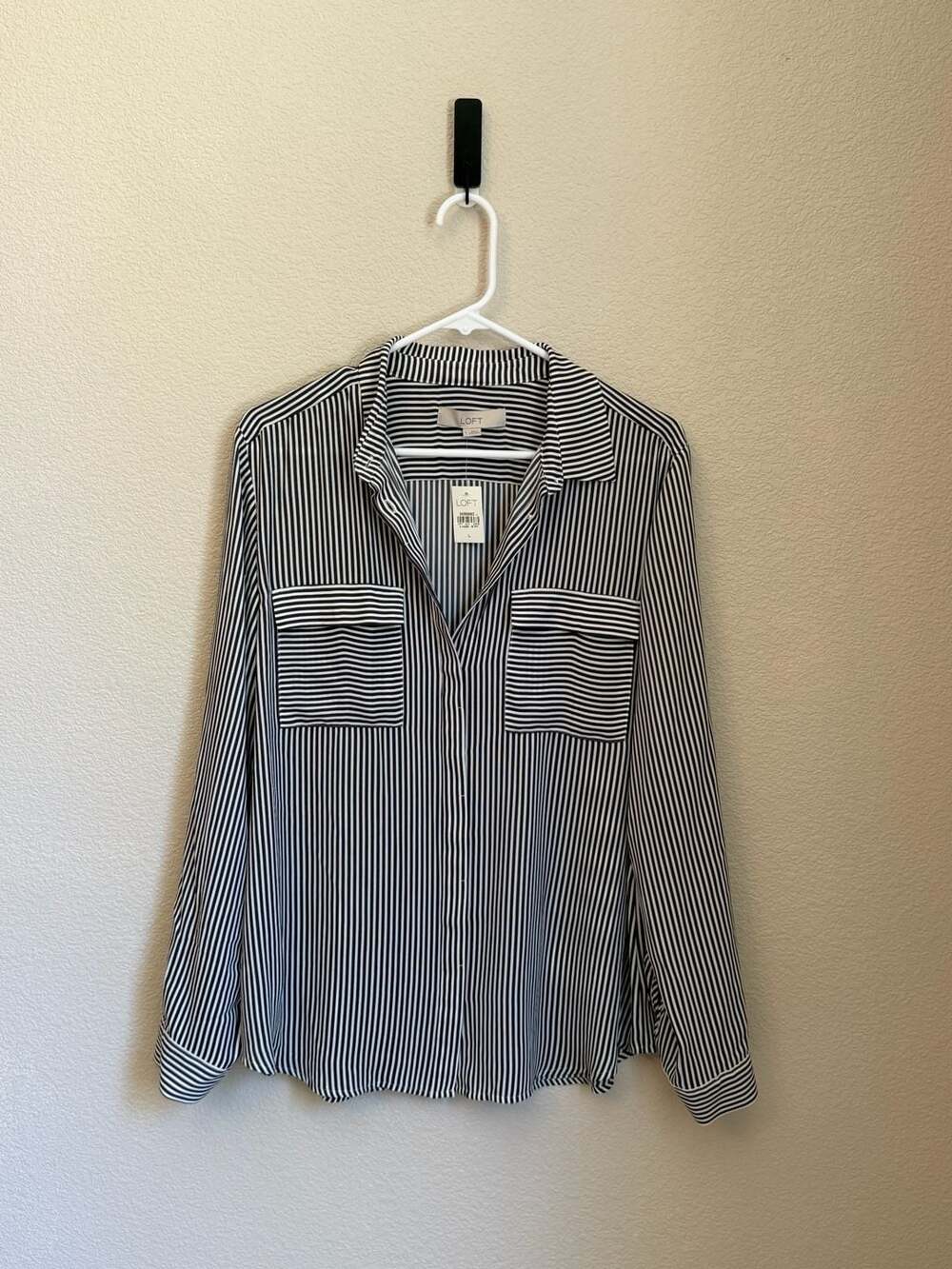 LOFT Black and White Striped Long Sleeve Button Down Blouse Size L New with Tags